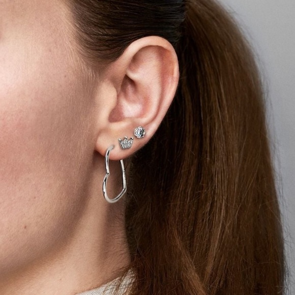 925 Sterling Silver Asymmetrical Heart Hoop Earrings - Picture 3 of 7